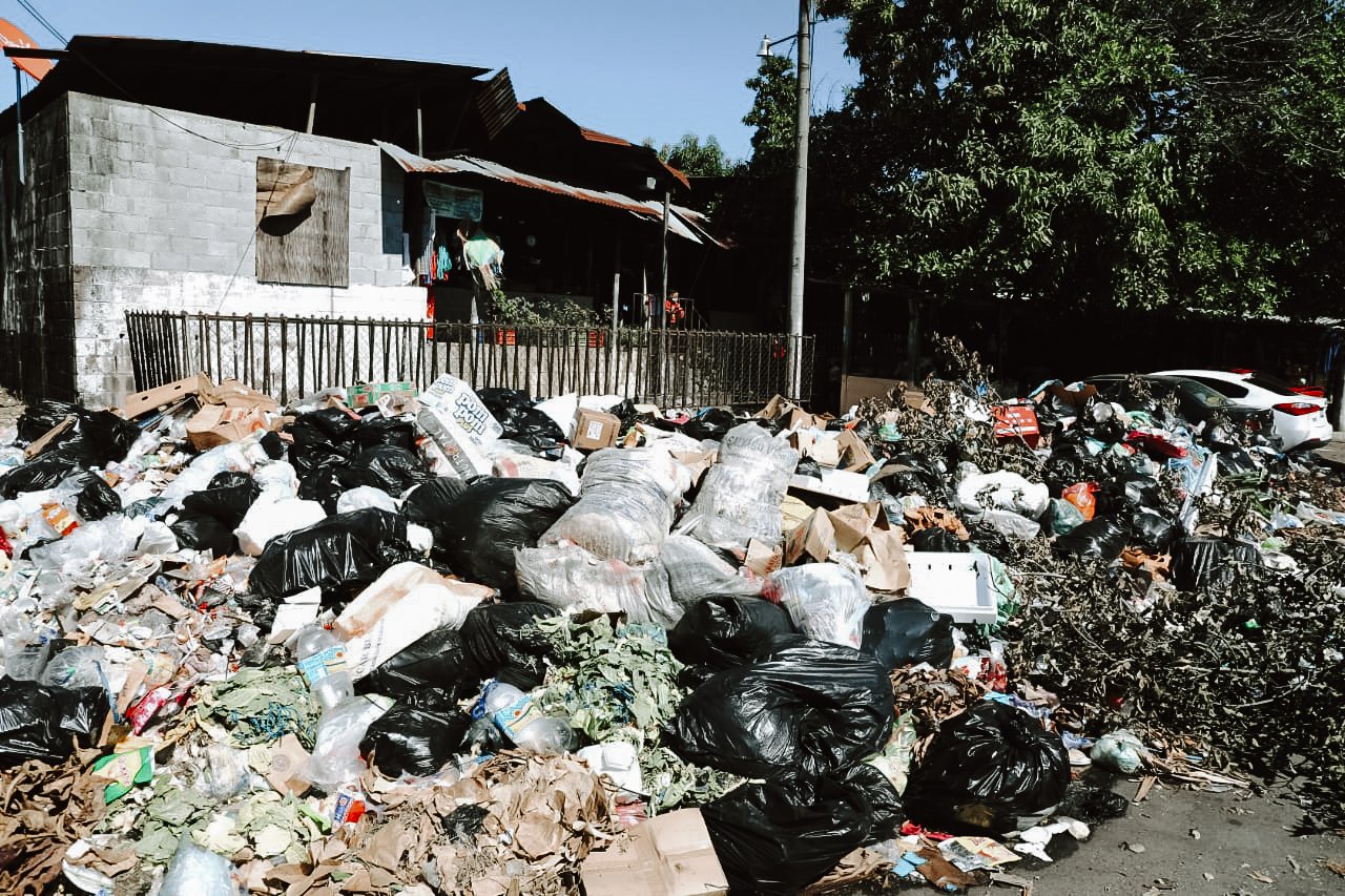 Alcaldía de ARENA se niega a recolectar la basura de las diferentes colonias en Apopa alcaldia-de-arena-se-niega-a-recolectar-la-basura-de-las-diferentes-colonias-en-apopa